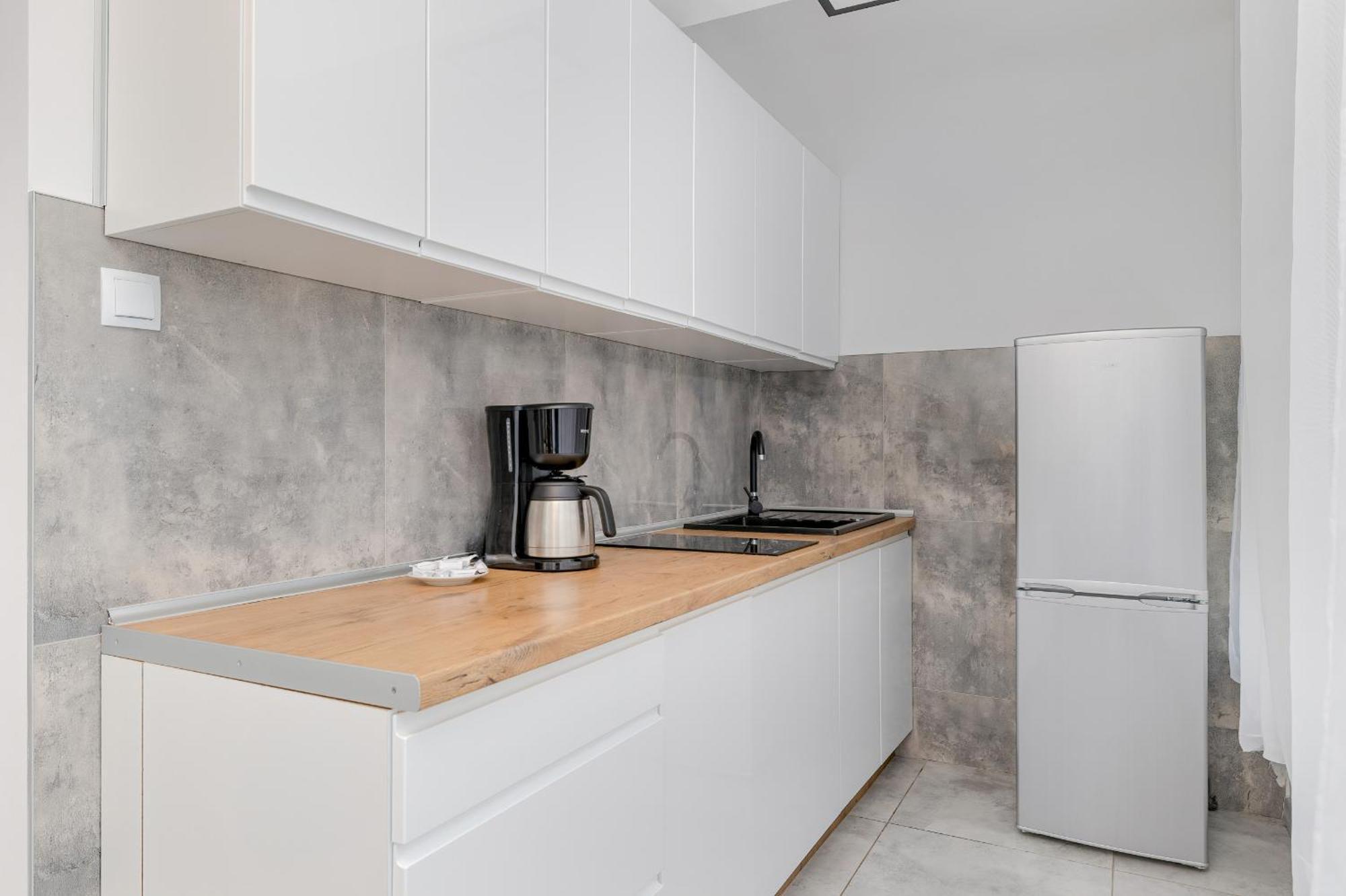 Family Apartments Herberta With Terrace And Parking By Rent Like Home シフィノウイシチェ エクステリア 写真